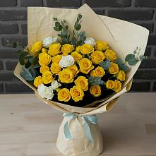 Букет цветов из:  Розы в Даровской