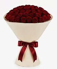 Букет 101 Бордовая роза Блэк Бакарра в Даровской