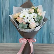 Букет цветов из:  Хризантемы и Розы в Даровской