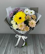 Букет цветов из:  Розы, Герберы и Хризантемы в Даровской