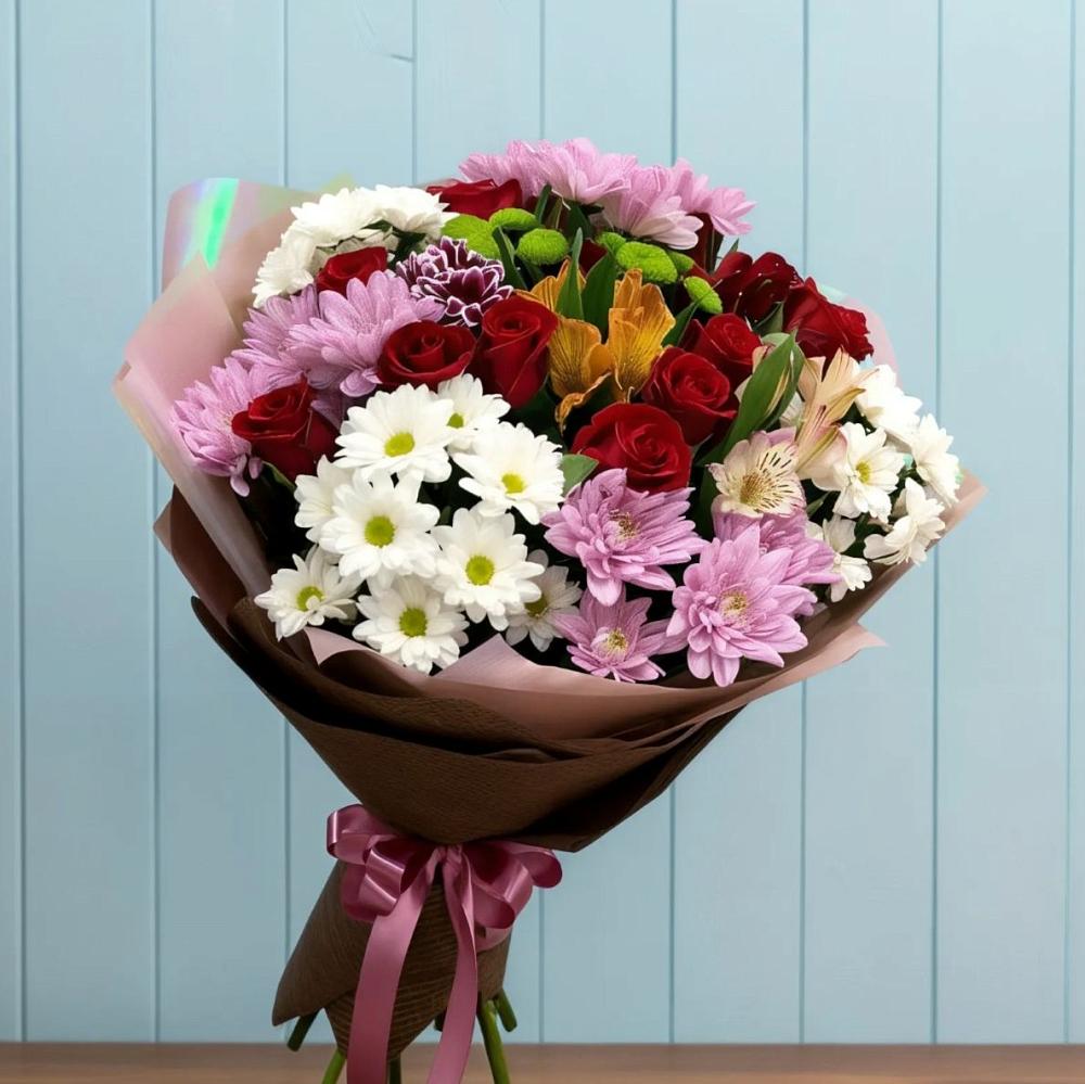 Букет цветов из: Розы, Хризантемы и Альстромерии в Даровской