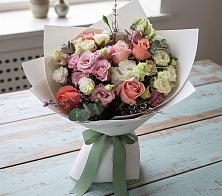 Букет цветов из:  Розы, Лизиантусы и Гвоздики #REPLACE_PRED# Даровской