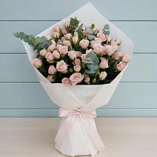 Букет цветов из:  Розы в Даровской